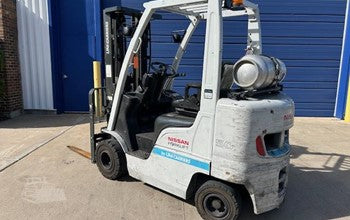 NISSAN KPH01A15PV-WHITE-DECAL KIT